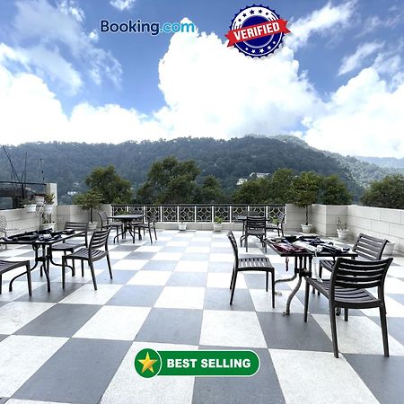 Hotel Prince ! Nainital Mall Road-Prime-Location In-Front-Of-Naini-Lake Hygiene-And-Spacious-Room Eksteriør billede