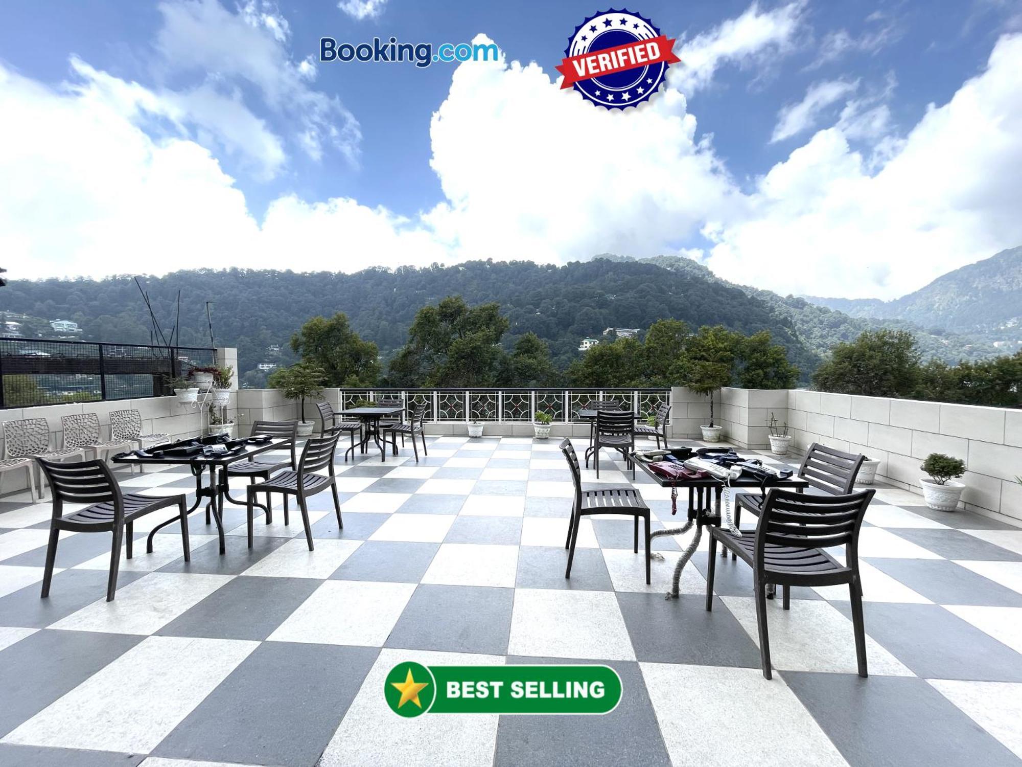 Hotel Prince ! Nainital Mall Road-Prime-Location In-Front-Of-Naini-Lake Hygiene-And-Spacious-Room Eksteriør billede